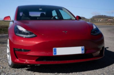 2021, la Tesla 3 détrône la Zoé